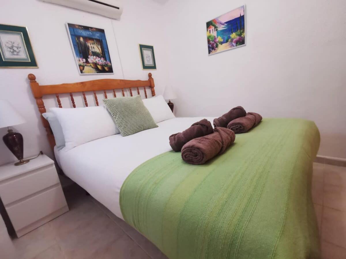 Quaint Ground Floor Apartment With Pool Lb1 Torrevieja Exteriér fotografie