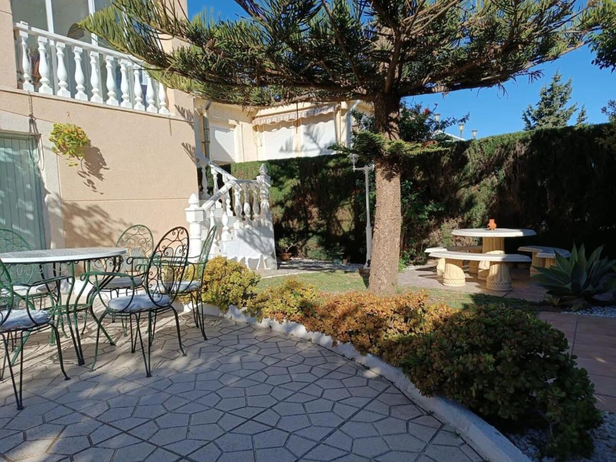 Quaint Ground Floor Apartment With Pool Lb1 Torrevieja Exteriér fotografie